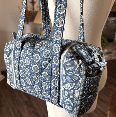 Vtg 80s Vera Bradley Blue Shoulder Purse Duffle Tote Duffel Paisley Flowers - Image 1 of 4