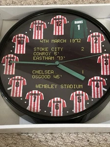 CLASSIC CUP FINAL CLOCK COLLECTION STOKE CITY 1972 QUARTZ WALL CLOCK - Picture 1 of 6