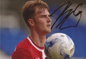 BARNSLEY: JAMES BREE FOTO AZIONE 6x4 firmata + certificato di autenticità - Foto 1 di 1