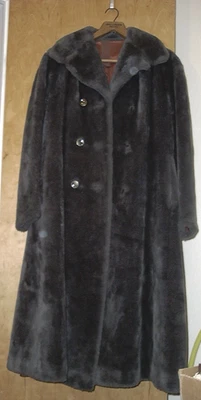 1950s Borgana gray faux fur coat, small size, missing buttons, repair or remodel - Image 1 of 4
