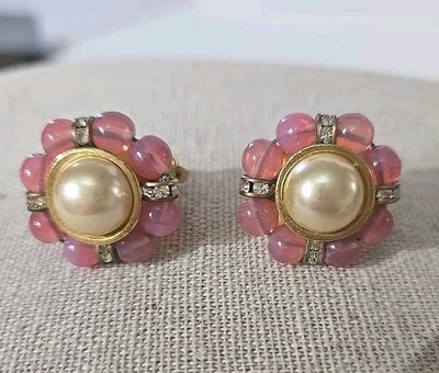 Gerald Vosca Pastel Pink , Pearl & Rhinestone Clip-on Earrings 1970-80'S  - Image 1 of 4