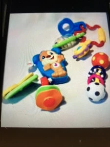 Drei Babyrasseln - Bild 1 von 2