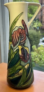 Moorcroft Pottery Iris Jug 9.5" Rachel Bishop mint MCC #1921 no crazing Fenton - Picture 1 of 3