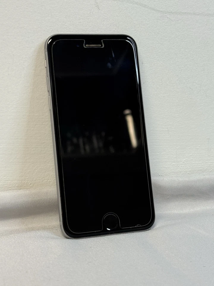 Apple iPhone 6S A1688 Functional (Worn battery) - Image 1 of 2