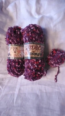 PATONS 'Mosaico' 3 madejas mármol rojo y slub pops acrílico voluminoso y nailon Foto 1 de 4