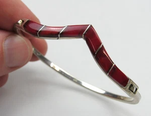 Brazalete vintage de plata de ley 925 con incrustaciones de coral rojo México con bisagras - Imagen 1 de 11