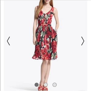 White House Black Market Red Floral Pleated Dress Women's Size 4 - Picture 1 of 11