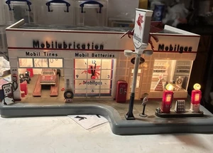 Danbury Mint 1950's MobilGas Lighted Garage Service Station Clock Mobil WORKS - Picture 1 of 10