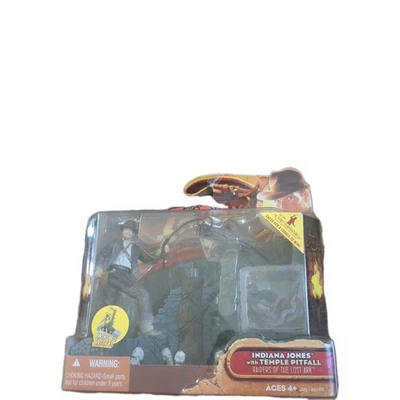 Indiana Jones Movie Deluxe Action Figure Indy with Spiked Pit Trap - Image 1 of 4