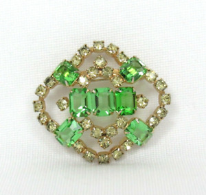 Vtg 1950s 60s Green & Light Citrine Crystal On Golden Frame Brooch 2" x 1 7/8"