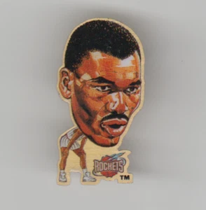 1995-96 Scoreboard NBA Pinheads Hakeem Olajuwon - Picture 1 of 1