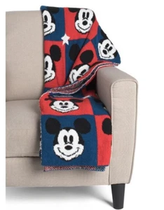 NWT Disney RED/ROYAL BLUE/WHITE MICKEY MOUSE IS A STAR Throw Blanket 50x70 - Picture 1 of 5