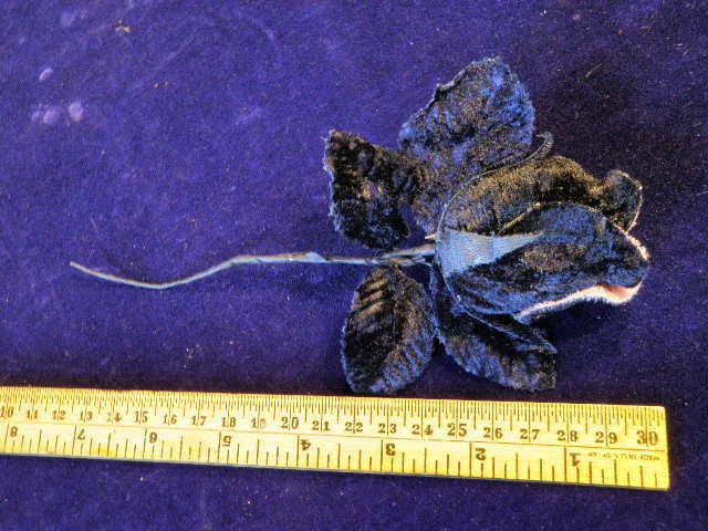 Шляпа Millinery цветок бархатная роза 2 1/2 дюйма бутон Dk синяя розовая 2 тона Y106 свадебные волосы - Изображение 1 из 1