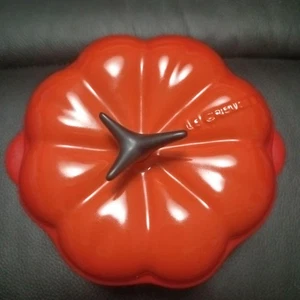 Casseruola zucca Le Creuset Petit in scatola arancione importazione Giappone rara - Foto 1 di 7