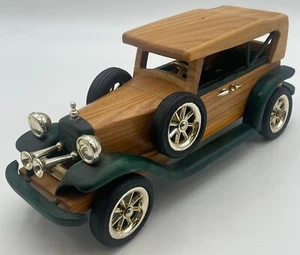Coche de juguete de madera vintage daños leves - Imagen 1 de 5