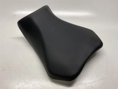 Suzuki GSX-R750 2016 asiento principal - 45100-14J11-DW2 Foto 1 de 4