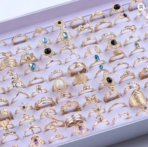 10x Gold-Tone Rings Set | Random Mix, Size 15–19 mm | Brand New Jewellery Lot - Picture 1 of 1