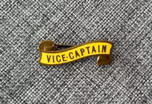 VICE CAPTAIN VINTAGE ENAMEL BADGE - Picture 1 of 2