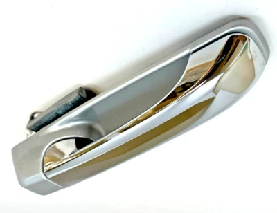 RAM 1500 2500 3500 4500 lado del pasajero exterior plata cromo manija de puerta OEM Foto 1 de 4