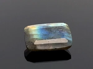 SCHMUCKJAGD SAMMLERSTEIN LABRADORIT STUMPFECK 14x10 mm ca. 6,25 ct. - Bild 1 von 9