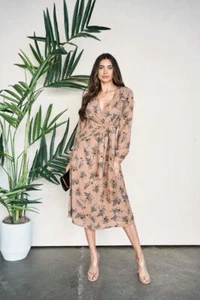 Vestido midi estilo vintage VESTIDO GRANDE ROSA POLVORIENTO - Imagen 1 de 3