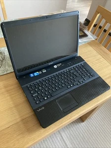 Sony Vaio VPCEJ 17.3" Core i7-2630qm Window 11 Laptop 1Tb sd 12Gb BluRay - Picture 1 of 17
