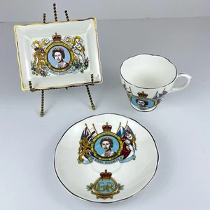 St. George Queen Elizabeth Silber Jubiläum Gedenktasse & Untertasse Set + Teller - Bild 1 von 16