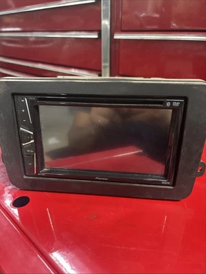 Pioneer AVH-120BT 2 DIN 6.2" Video In-Dash Units without GPS - Image 1 of 3