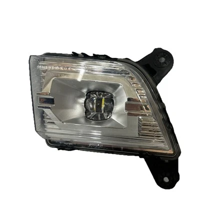 Luz antiniebla para conductor izquierdo Chevrolet Silverado 150/2500 2019-2022 90114762 Foto 1 de 4