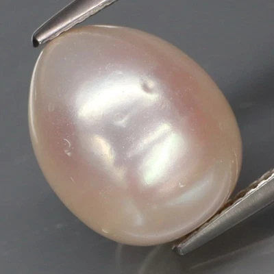 9.80Ct.Vintage Natural Creamy White PEARL THAILAND Egg Shape (Drilled) - Image 1 of 4