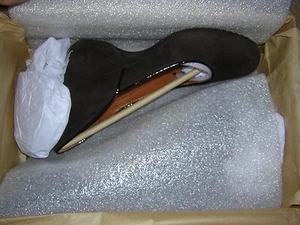 NEW! Gentle souls Womens Suede Shoes Size 6.5M /Color Dark Brown - Picture 1 of 8