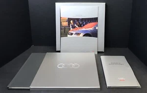 Audi Press Kit, Audi Dealer Kit, Audi Dealer Press Kit. Audi Brochures. - Bild 1 von 7