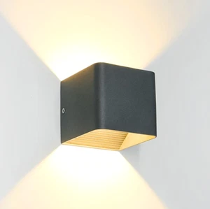 Led Cube Wall Light Internal and External IP65 - Picture 1 of 2