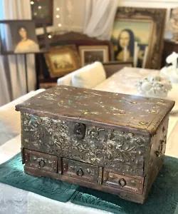 Amazing Antique Handmade Indian Dowry Chest Brass Wooden Trunk 20” - Picture 1 of 17