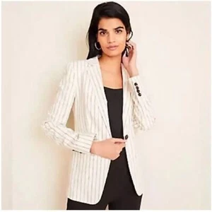 ANN TAYLOR The Hutton Blazer in Pinstripe Linen Blend Ivory Cream Size 2 NWT - Picture 1 of 11