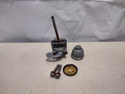 1974 年本田 CB 750 CB750 油箱阀 Petcock #325.2-28 — 第 1/4 张图片