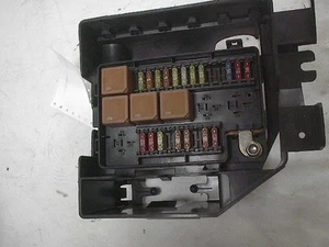 CAJA DE FUSIBLES JAGUAR XJ8 98 9466 - Imagen 1 de 5