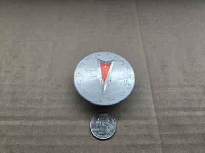 Pontiac OEM 2004-2010 Grand Am Prix Montana Torrent tapa central mecanizada 9593169 Foto 1 de 4