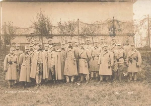 AK 1. Wk, Ung / Österreich Armee, Offiziere, Gruppenfoto, n. gelaufen - Picture 1 of 2