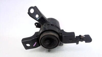 RIGHT SIDE ENGINE MOTOR MOUNT BRACKET INSULATOR OEM  2008 - 2015 SCION XB - Image 1 of 4