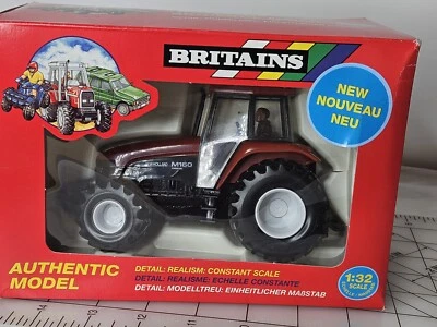 Britain's Authentic Model New Holland M160 Tractor  1:32 Scale NEW - Image 1 of 4