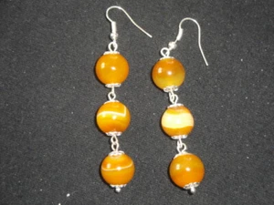 Impressive triple drop brown cream & white banded round agate earrings - Picture 1 of 3