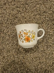 Corelle cup vintage With Flowers - Picture 1 of 3