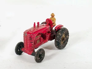 Matchbox Series No. 4 • Massey Harris Farm Tractor •  Black Wheels • Moko Lesney - Picture 1 of 5