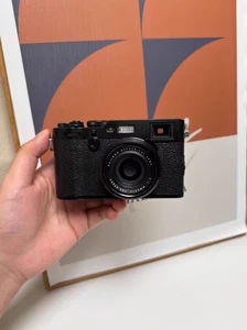 Fujifilm X100F Black 24.3MP Digital Compact Cam High-Res Photos in Sleek Design - Picture 1 of 9