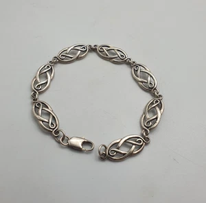 Beautiful Vintage Sterling Silver Celtic Knot Lucky Bracelet - Picture 1 of 9