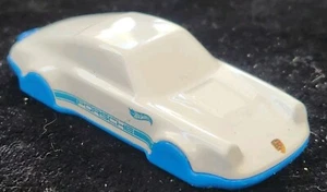 Hot Wheels Porsche 911 Carrera White Keychain 2023, 2024 Loose - Picture 1 of 3