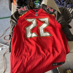 Nike On Field Tampa Bay Buccaneers #22 Martin Jersey Size Medium - Picture 1 of 6