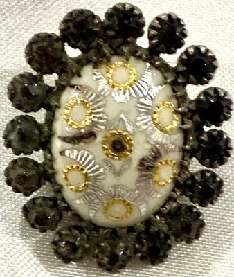 Awesome Gold/Silver Foil Oval Button With Cut Steel Border - Image 1 of 2