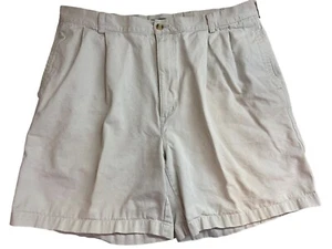 Izod Herren Shorts 38 Classic Fit Plissee beige seitlich geknöpft Gesäßtaschen Preppy - Bild 1 von 7